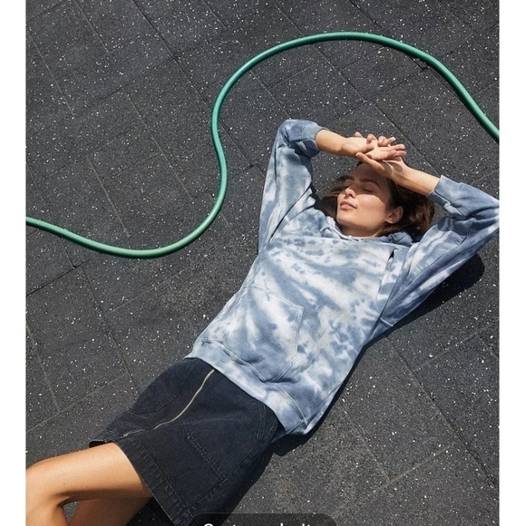 Uo BDG Layla Zip Denim Mini Skirt - Picture 2 of 11